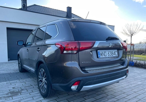 Mitsubishi Outlander cena 79000 przebieg: 98500, rok produkcji 2016 z Lubień Kujawski małe 301